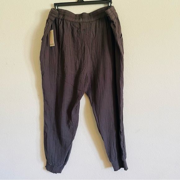 Kensie Charcoal Gray Pants - Picture 10 of 10
